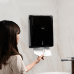 Standard Multi-Fold Paper Towel Dispenser, Black - 1 unit - Image 3
