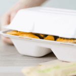 Karat Earth 2 Compartments, 9''x6'' Molded Fiber Hinged Containers, PFAS Free, White - 200 pc - Image 3