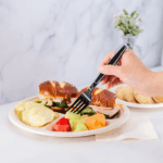 Karat Earth 3 Compartments, 10'' Molded Fiber Round Plates, PFAS Free, Natural - 500 pcs - Image 14