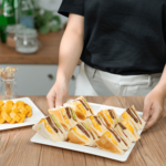 Karat Earth 10”x 10” Molded Fiber Square Plates, PFAS Free, White - 500 pcs - Image 4