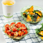 Karat Earth PLA 24 oz Salad Container (175 mm), Green - 300 pcs - Image 2