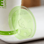 Karat Earth 104.5mm PLA Flat Lids for 32oz Paper Cold Cups, Green - 600 pcs - Image 3