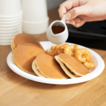 Karat Earth 9" Mineral Filled PP Round Plates, White - 500 pcs - Image 4