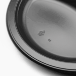 Karat Earth 3 Compartments, 9" Mineral Filled PP Round Plates, Black - 500 pcs - Image 3