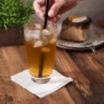 [4,000 ct] 9" x9" Beverage Napkins, White - Image 3