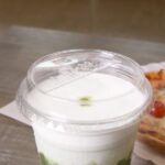 [1,000 ct] Plastic Dome Sipper Lids | PET | 98 mm | Half-Moon Flip Lid - Image 3