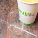 Karat Earth PLA Flat Lid for Eco-Friendly 12-22 oz Paper Cold Cup (90mm) - 1,000 pcs - Image 8