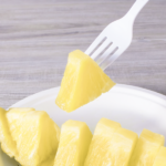 [250 sets] PS Plastic Heavy Weight Cutlery Kits with Salt and Pepper, White - Image 5